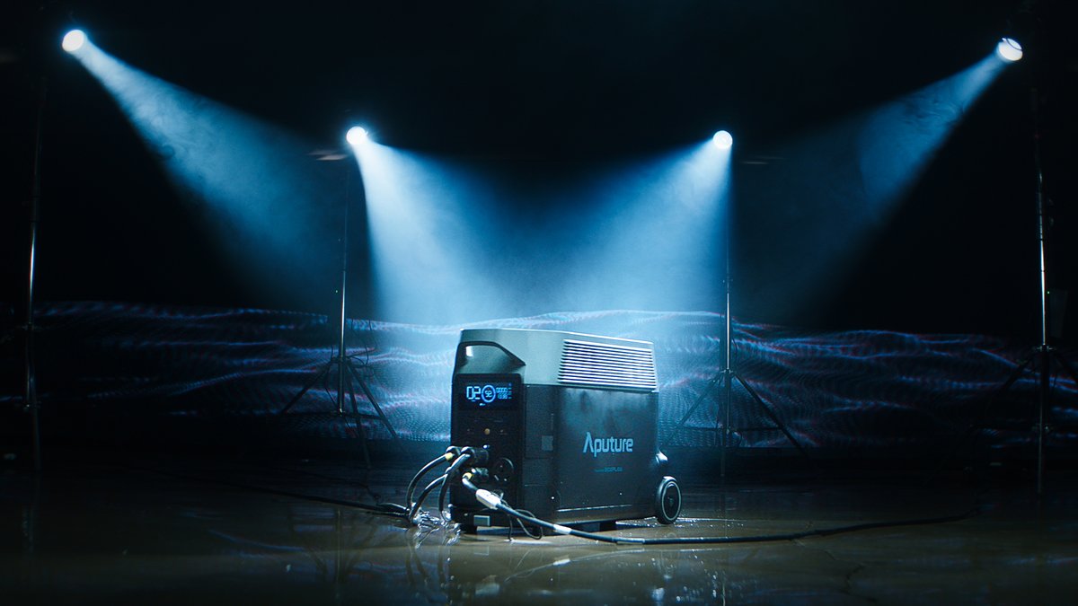 AputureLighting's tweet photo. The Aputure DELTA Pro, Powered by @EcoFlowTech.

A portable power solution for filmmakers, providing 3,600Wh LFP battery and 3,600W AC power output to simultaneously power high-wattage fixtures for 1.5 hours at full brightness!

Learn more: https://t.co/itPsEECsMN https://t.co/VQ5gYiiDcC