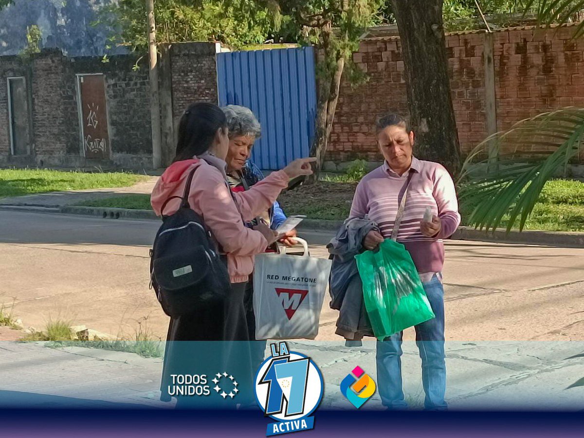 📍 𝗕° 𝙊𝘽𝙍𝙀𝙍𝙊 🏡
#𝙅𝙐𝙍𝙄𝙎𝘿𝙄𝘾𝘾𝙄Ó𝙉 4

🔊 En esta mañana los Compañeros y compañeras estuvimos realizando la invitación del programa “PRESTACIONES EN CONJUNTO” a los vecinos y vecinas.