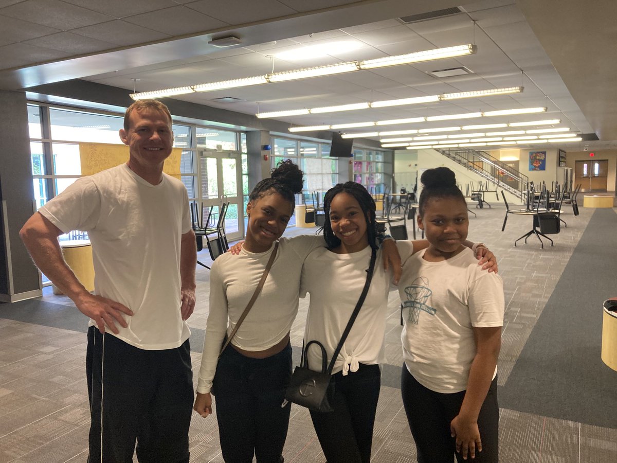 #BMSBison #twinsday for spirit week!