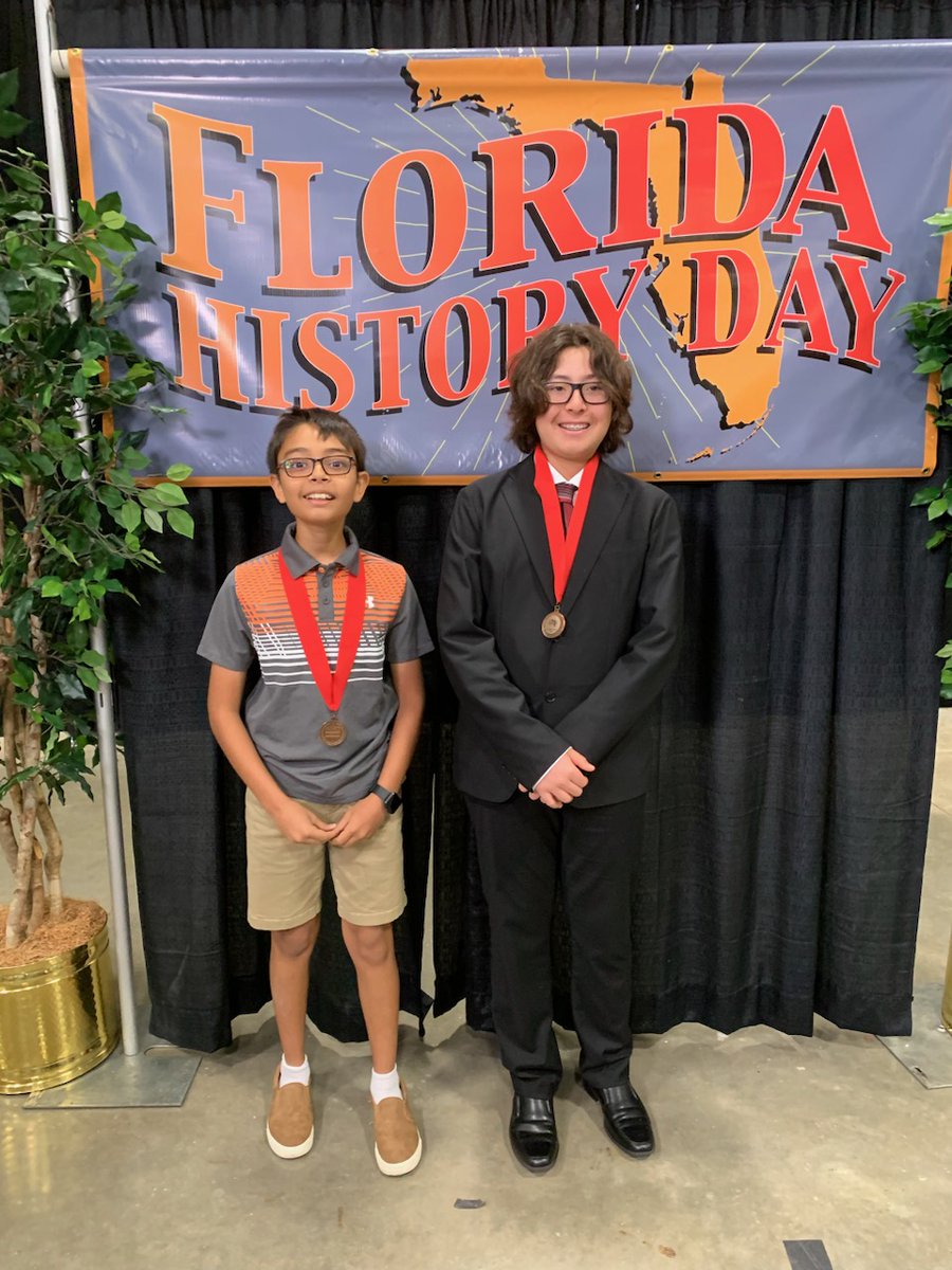 Howard Middle tweet media