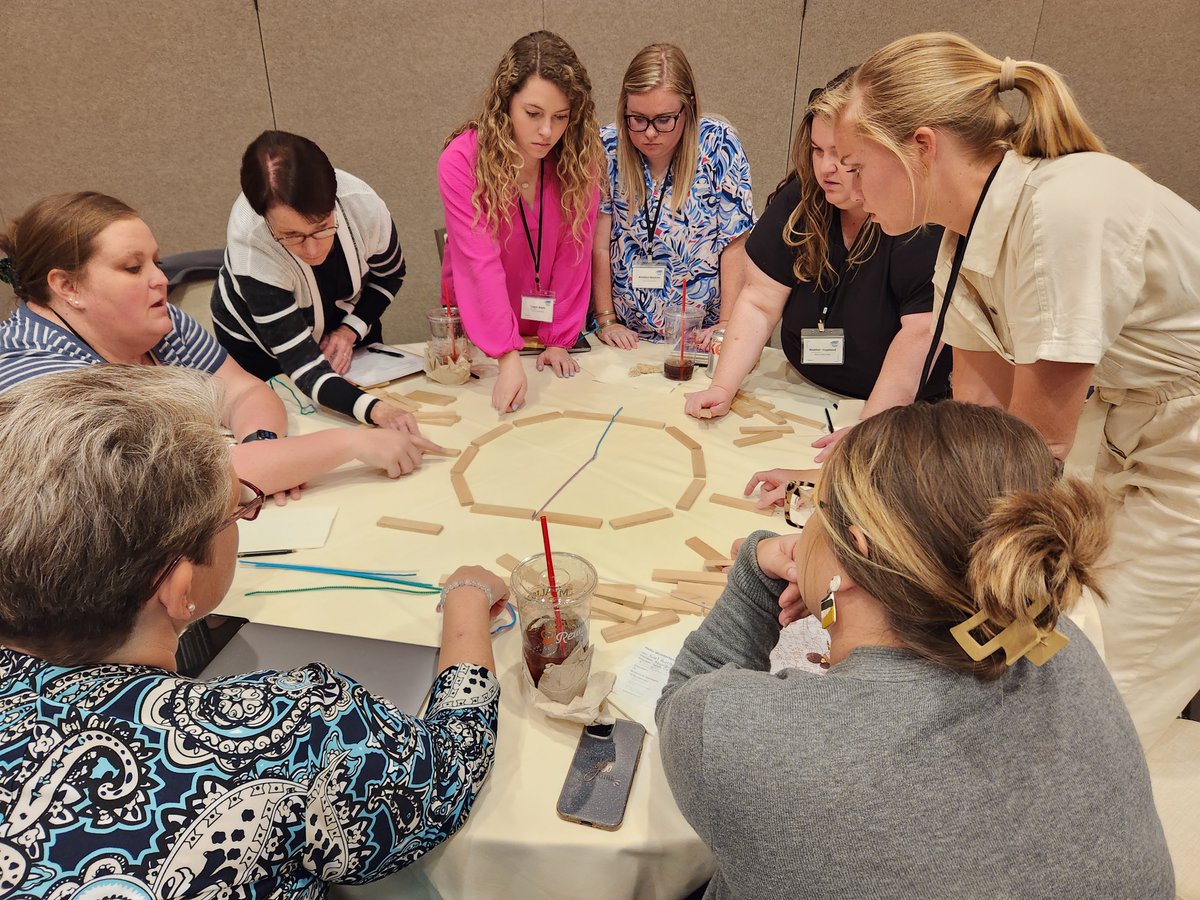 K5engineers's tweet photo. On Day One we were thrilled to welcome so many topflight presenters from across North Carolina- who truly utilized the space for HANDS-ON presentations, where attendees got to actively learn alongside colleagues! #k5engineers https://t.co/bXPcML1C00