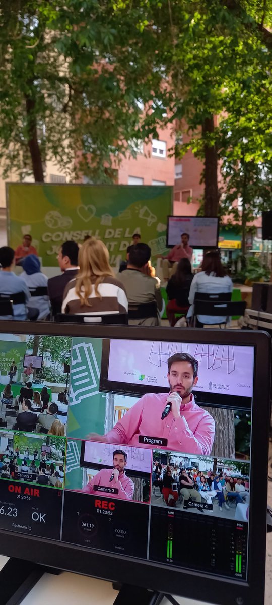 🗣️¡Un placer haber pasado esta tarde hablando de juventud!

Gracias a <a href="/CJVlc/">CJValència</a> por darnos este espacio 💪🏼

#JóvenesSomosPresente #RenovaciónValencia