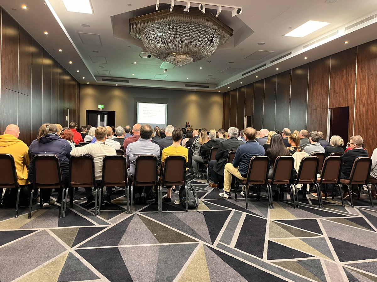 That’s a wrap! 2 days of all things medicines, simulation &amp; <a href="/Ldn_Ambulance/">London Ambulance Service</a> staff engagement done. ✅ Huge thanks to 
<a href="/TimEdwards76/">Tim</a> <a href="/katherinealee/">Katy Lee MBE ✈️</a> <a href="/ejmille1/">Dr Elizabeth Miller 🇺🇦💛💙🐝 MRPSGB</a> <a href="/metpoliceuk/">Metropolitan Police</a> CDLO, <a href="/uclh/">UCLH</a>  <a href="/PaddaAmandeep/">🌟 Amandeep Setra</a> <a href="/SECAmbulance/">South East Coast Ambulance</a> <a href="/stacerobinson/">Stacey Robinson</a> <a href="/KarinaCatley/">Karina Catley</a>, our #pharmacy team, many more