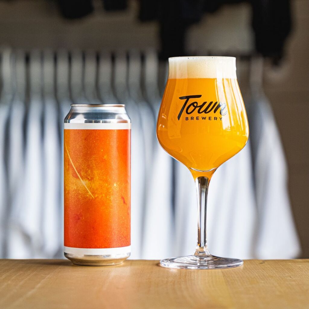 BEER RELEASE !!!

Cosmic Love - Pineapple Mango Sour - 4.5%

We've got a nice sunny weekend ahead, and we've got just what you need to enjoy it - a smooth and fruity variation of y'alls favourite sour beer Cosmic Love! We wanted something to get us all f… instagr.am/p/CsHOBH_L0aH/