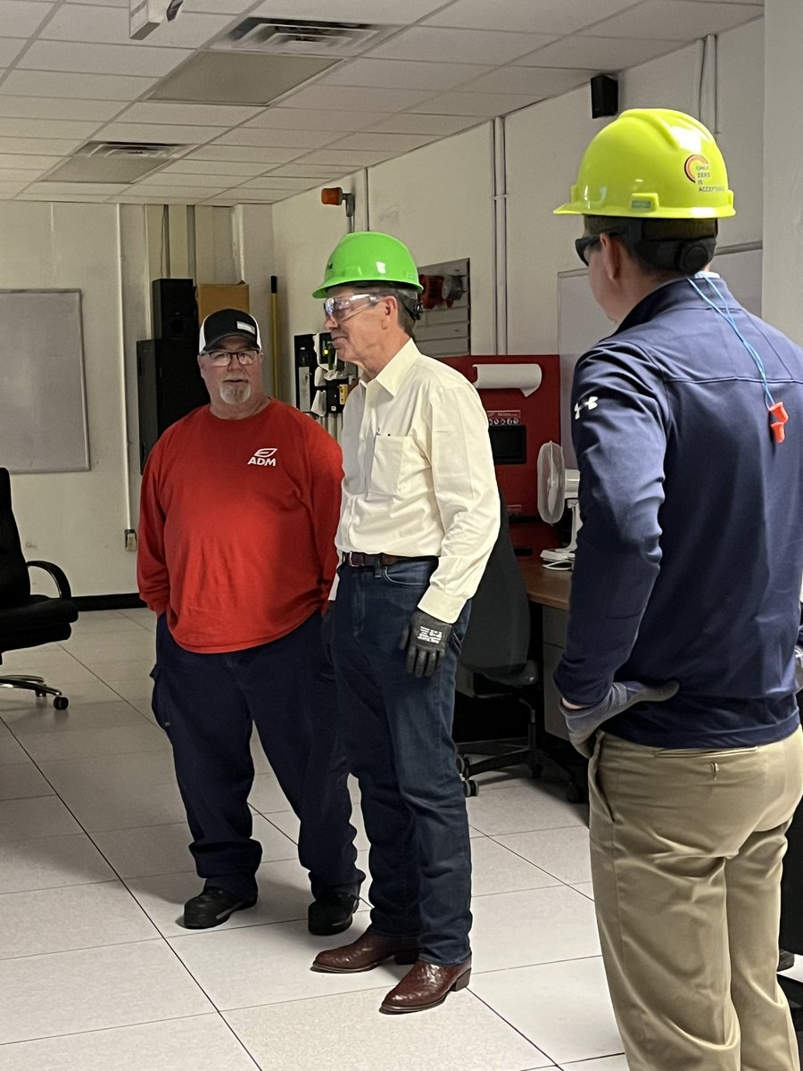 Chris Riley tweet media