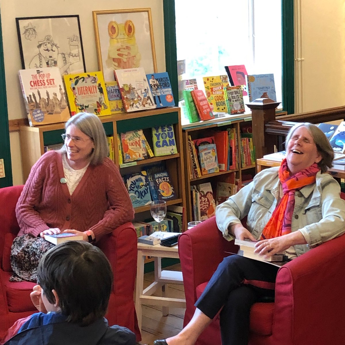 Bookwells's tweet photo. Thank you so much to authors @Cathy_Faulkner_ and @VanessaHarbour for their fascinating conversation in the bookshop this afternoon. We had lots of fantastic questions from the young readers and writers in the audience too!

@FireflyPress @bouncemarketing https://t.co/W6WsyZE9dK