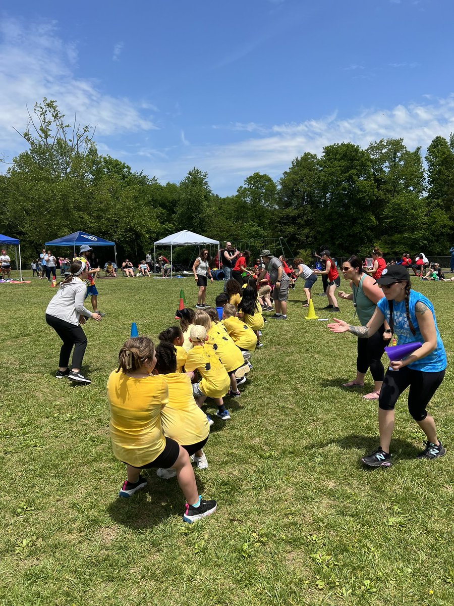 Second grade went full force as we finished Field Day 2023! 🎉