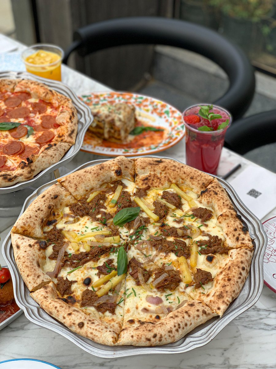 ask_riyadh1's tweet photo. بريقو "PREGO" 😍♥️
مطعم إيطالي جديد بالرياض يقدم أطباق إيطالية متنوعة ولذيذة المكان رايق وجميل ذو تصميم مميز وغريب الخدمة ممتازة والأكل جداً لذيذ خاصة بيتزا البريسكت العجينة خفيفة بالإضافة إلى كرات المكرونة والجبن واللازانيا يفتحون الساعة ٤ عصراً
📍مجمع بارك أفنيو - طريق الثمامة https://t.co/8c5X6xqOFM