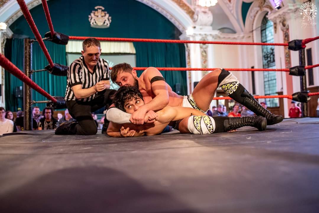 FutureShockWres's tweet photo. #TBT to 2019 when FutureShock Champion @SonDursun defeated Adrenaline Champion @TheJoeyHayes to become the Undisputed FutureShock Champion!
This Sunday they team up in the #ShockwaveGauntlet at #FSWDangerZone. https://t.co/4OgCVeEBHg