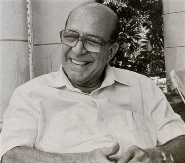 Un día como hoy, del año 1914 nació el escritor camagüeyano Onelio Jorge Cardoso.Conocido como "El cuentero mayor", se le considera el Cuentista Nacional Cubano. La mayoría de sus obras han sido adaptadas para cine, teatro, televisión y radio
<a href="/Conavil_ECM/">CONAVIL - Empresa de Construcción y Montaje</a> #LatirAvileño #VivaCuba