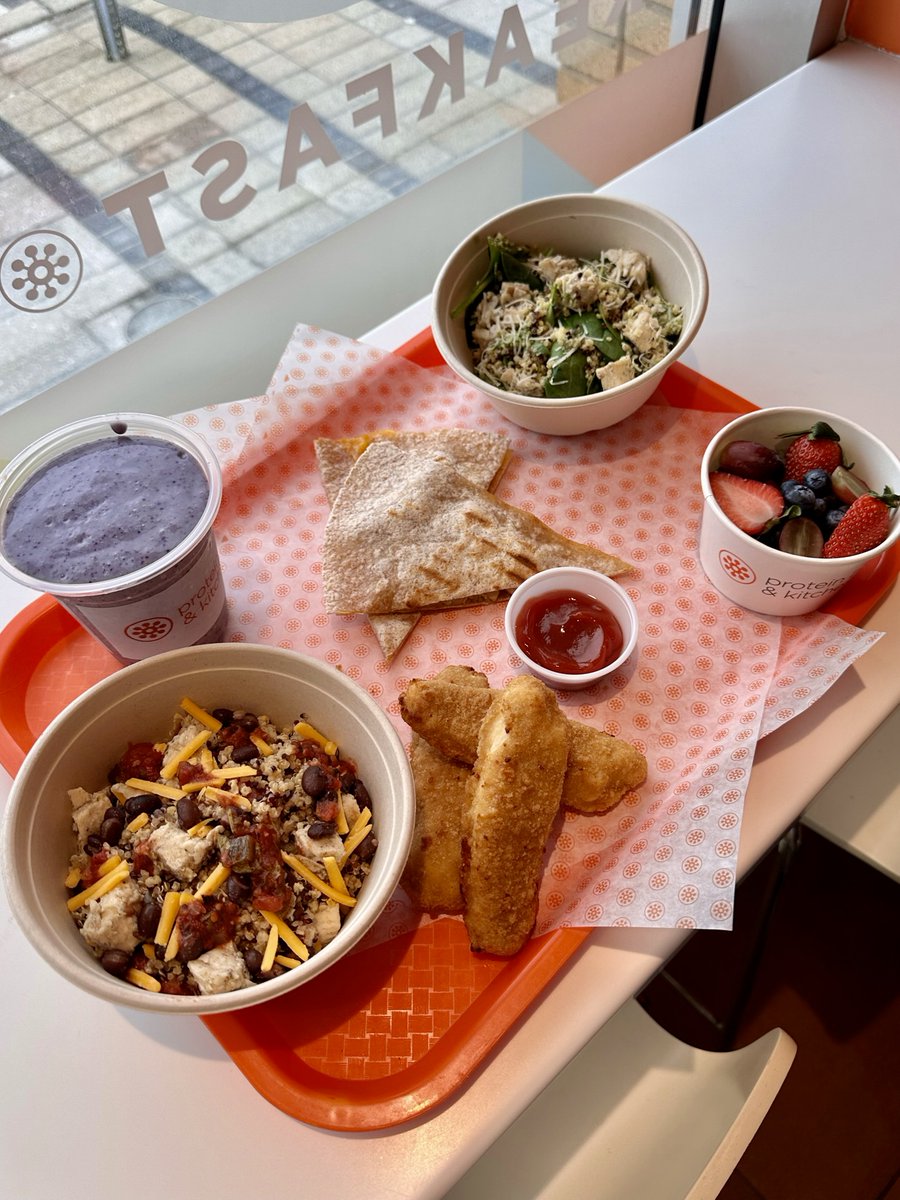 theproteinbar's tweet photo. You asked and we listened! Check out our all-new #PBKids menu, available now at our Oakbrook and Clybourn locations.🙌 https://t.co/ryLayHd80j