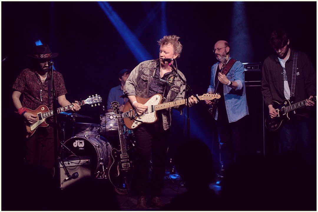 Matt Owens (@mattowens_music) on Twitter photo 2 guitars good, 3 guitars better! Especially when it’s James Jack & <a href="/keironmarshall/">Keiron Marshall</a> !
The DVP will be harmonically repeating this feat of tone @woodfestival with <a href="/joecoombsguitar/">Joe Coombs Guitarist</a> in the fray!
.
Photography <a href="/IanLynnPalmer/">Ian Lynn Palmer</a> <a href="/Ramblin_Roots/">Ramblin' Roots Revue</a> @americanaUK <a href="/TheAMAUK/">Americana Music UK</a> #guitarists 2 guitars good, 3 guitars better! Especially when it’s James Jack & <a href="/keironmarshall/">Keiron Marshall</a> !
The DVP will be harmonically repeating this feat of tone @woodfestival with <a href="/joecoombsguitar/">Joe Coombs Guitarist</a> in the fray!
.
Photography <a href="/IanLynnPalmer/">Ian Lynn Palmer</a> <a href="/Ramblin_Roots/">Ramblin' Roots Revue</a> @americanaUK <a href="/TheAMAUK/">Americana Music UK</a> #guitarists