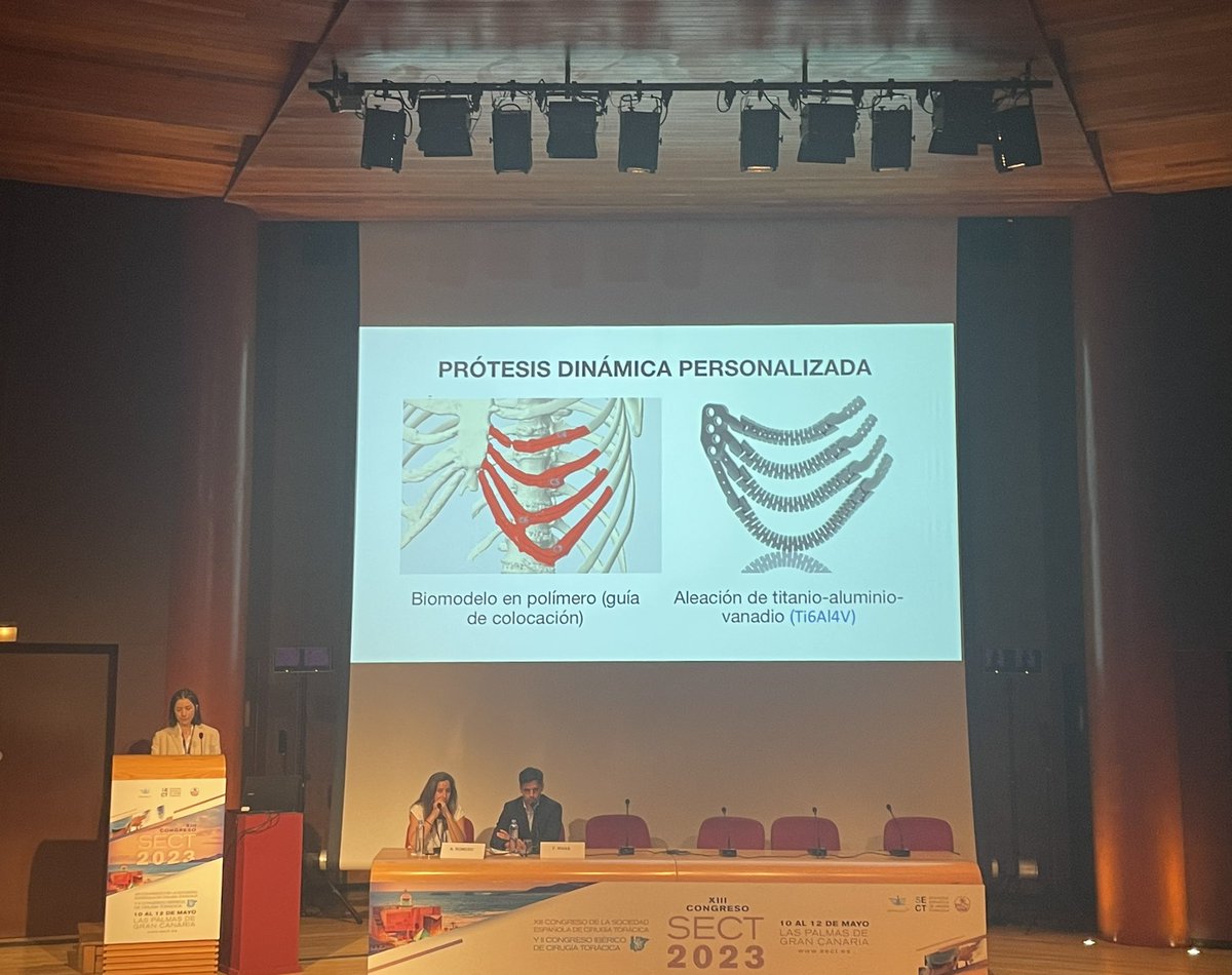 LeireAzcarate's tweet photo. Enhorabuena a la Dra Rodríguez Torres por su exposición de los casos clínicos sobre la reconstrucción de pared torácica con implantes dinámicos y personalizados. Un paso hacia el futuro. #HGUGregorioMarañon #ThoracicSurgery #ChestWallReconstruction #SECT2023 https://t.co/gp43Aqxxqe