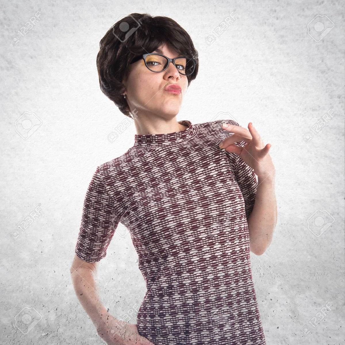 Como cuando te subes a una guagua con tus padres y eres tu la q pagas 😌