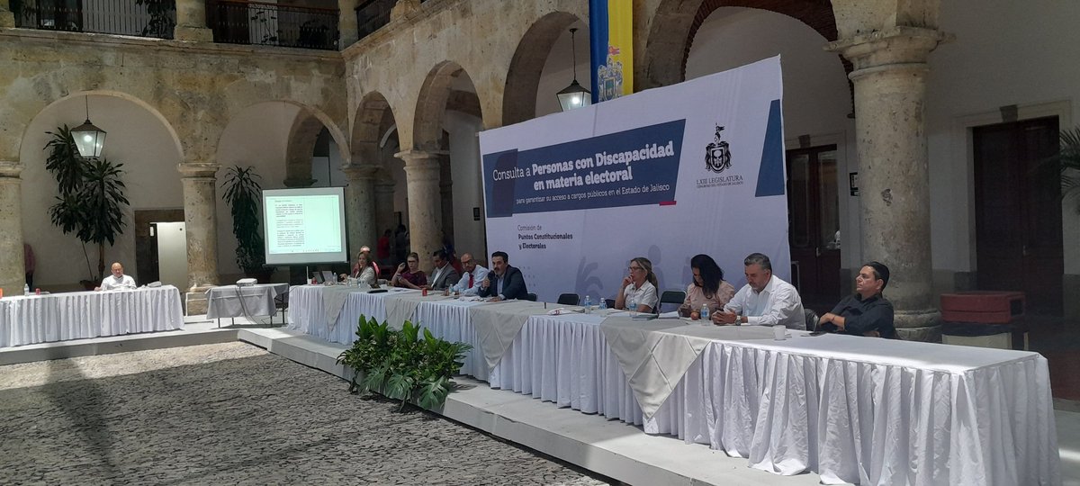 iepcjalisco's tweet photo. Consejeras y  Consejeros del #IEPCJalisco en la "Consulta a Personas en Situación de Discapacidad en materia electoral para garantizar su acceso a cargos públicos en el Estado de Jalisco".
Con el #IEPCJalisco, #TuVozEsElPoder https://t.co/9j2s16DCfK
