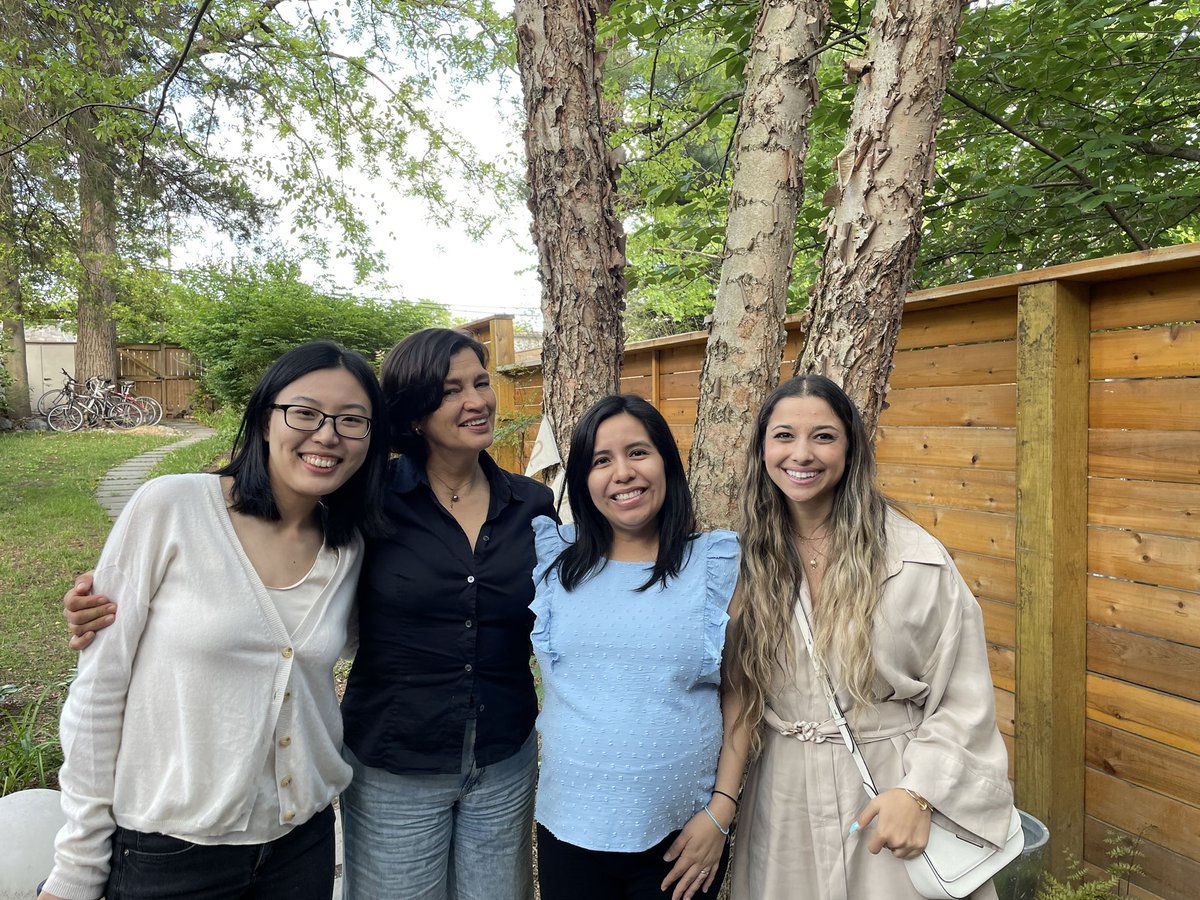 UMD_FamilyLab's tweet photo. We are so excited for our doctoral student @AngelicaAlonsoF who is having her first baby in just a couple of weeks! @natashajcabrera threw a fabulous baby shower &amp; we’re still not over it! Can’t wait for our lab family to grow soon 🤍 https://t.co/jtREum4vlI