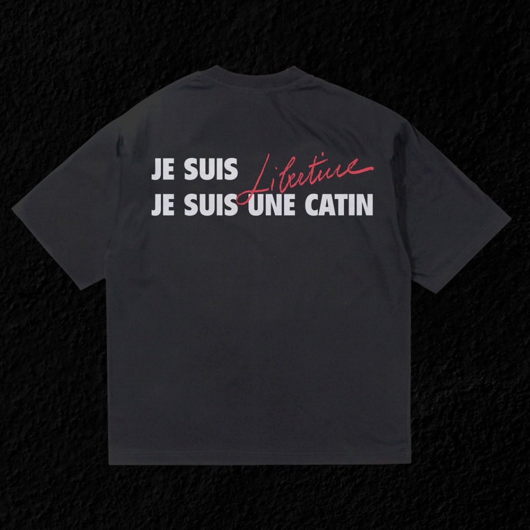 bensaintcyr's tweet photo. #fanmade merchandising pour
Mylène Farmer- Nevermore 2023 
T-shirt “Libertine”

—

#mylenefarmer #mylenegautier #nevermore2023 #merchandising #mylenefarmerfans #mylenefarmercollection #fashion #tshirtdesign #fanmademerch https://t.co/0OUbftKW4M