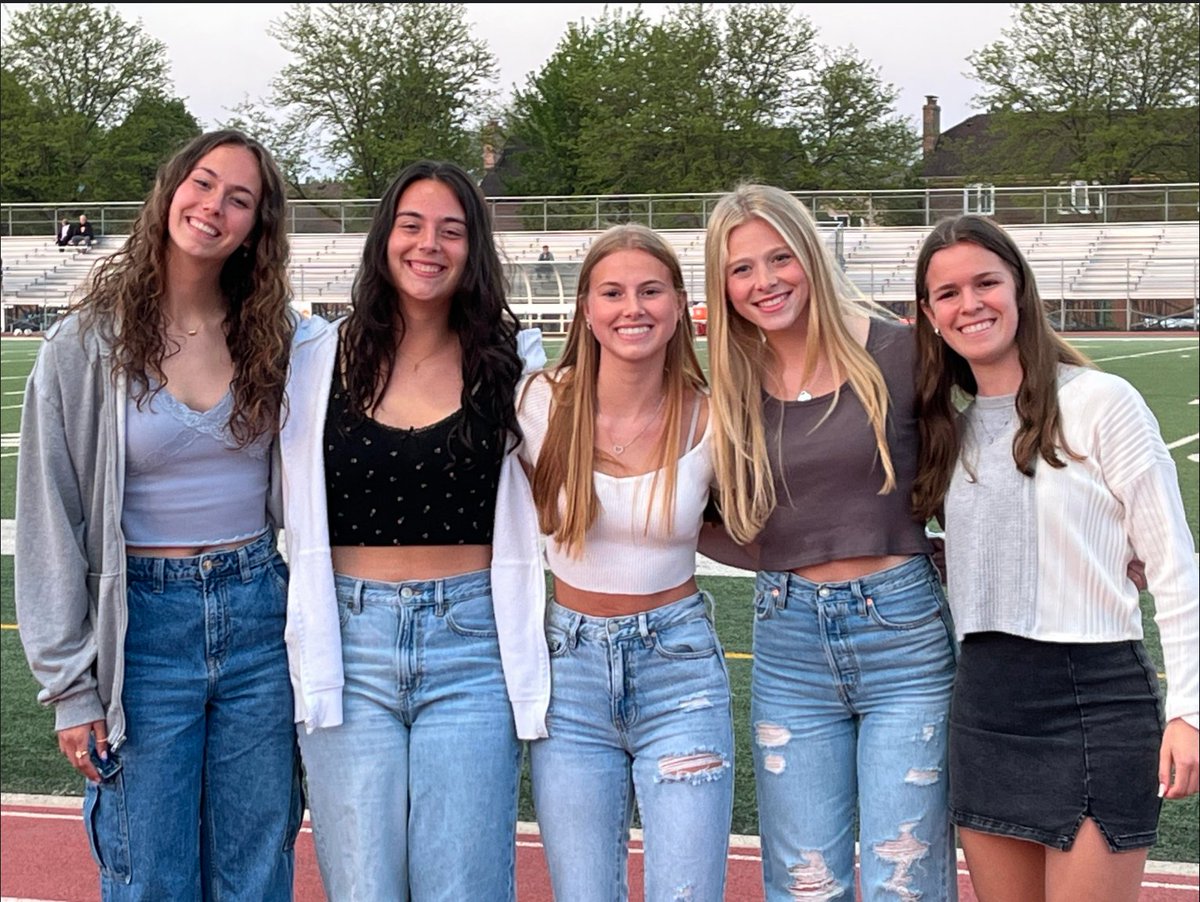 Congratulations!! to Natalie Bouzas, Kayley Bouzas, Jill Sawadski, Maggie Rosenberg, and Julia Valentini for being named to the Mid Suburban League All-Conference team. LGK!