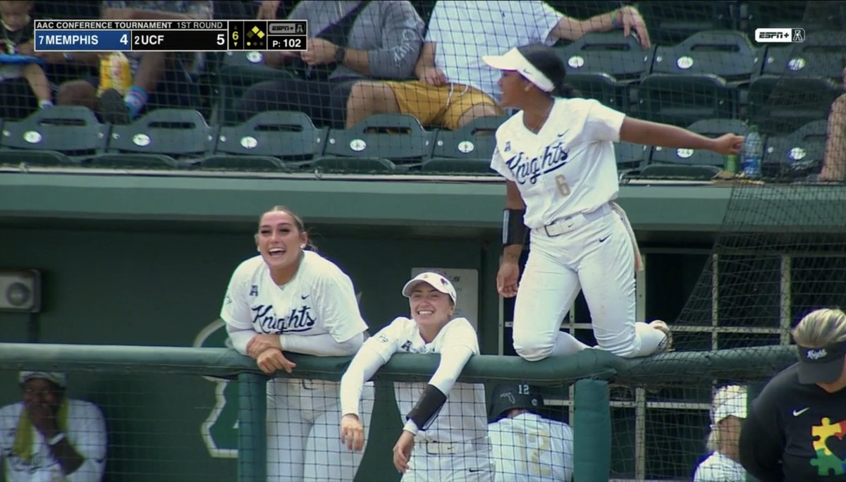 Peak <a href="/UCF_Softball/">UCF Softball</a> 🗣️🗣️🗣️