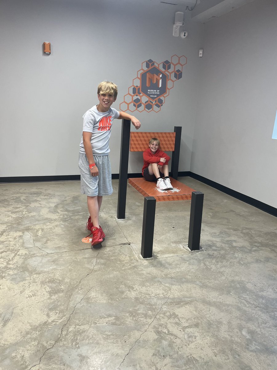GESGanus's tweet photo. Amazing trip to the Museum of Optical Illusions. #GESshineon https://t.co/pUoNq7oF7k