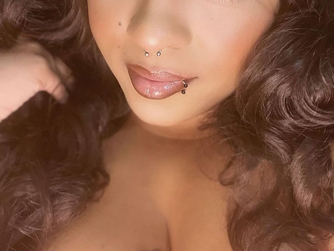 I'm online right now on CamModelDirectory - pay-per-minute system for Skype live shows. Call me right<a href="/tag/fetish"class="tags"><span>#fetish</span></a><a href="/tag/nudepics"class="tags"><span>#nudepics</span></a><a href="/tag/onlyfans"class="tags"><span>#onlyfans</span></a><a href="/tag/onlyfansgirl"class="tags"><span>#onlyfansgirl</span></a><a href="/tag/onlyfansnewbie"class="tags"><span>#onlyfansnewbie</span></a>