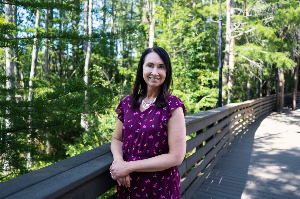 Associate Professor Michele Regalla will be taking UCF’s best practices for second-language education abroad. Thanks to a Fulbright U.S. Scholar Program award, Regalla will spend the Spring 2024 semester in Spain teaching and conducting research.👇
ccie.ucf.edu/2023/05/11/tea…