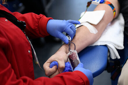 "F.D.A. Ends Ban on Blood Donations From Gay and Bisexual Men" via NYT ift.tt/jcpkGvH