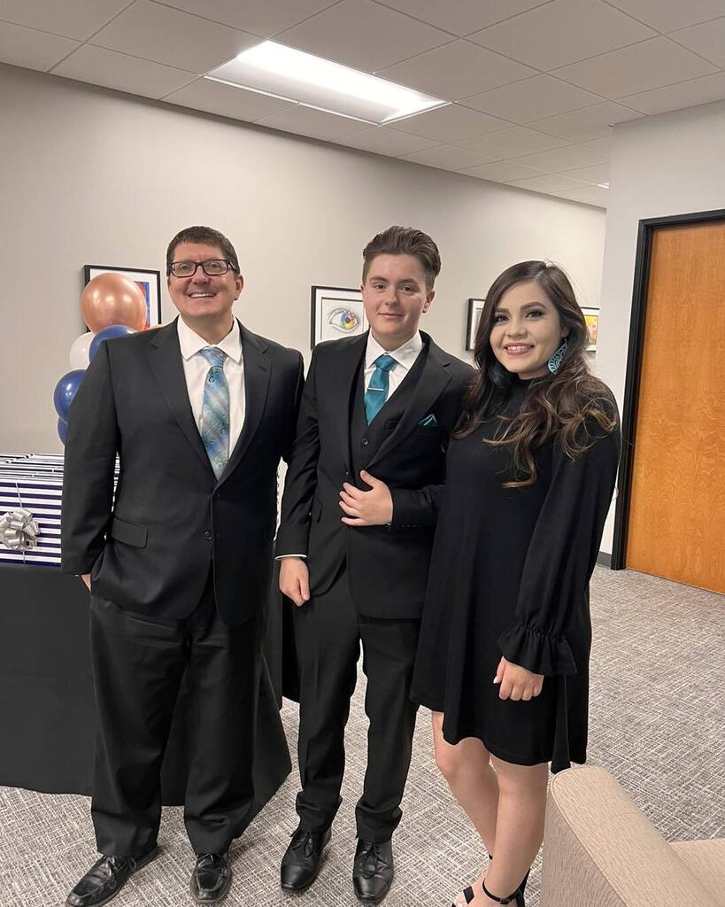 QuestHigh's tweet photo. We are so excited to be joining Max today to celebrate him. He is our 2023 Spirit of Leona!  #NightSchool #LeonaLeads #QuestHighSchool https://t.co/5MDCBk4qV7 https://t.co/gS8W8OMSfw