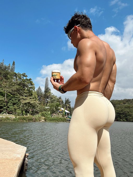 Do you think you can with this cake? https://t.co/eyM7940cr6