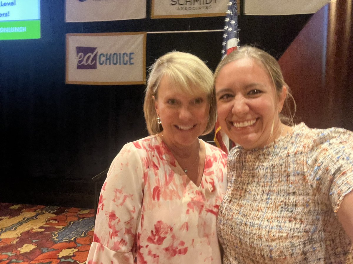 NatalieBEvans's tweet photo. Thrilled to be back at @EconomicClubIN! Saw some great friends, colleagues and our own @UnitedWay CEO, Angela Williams, as speaker! https://t.co/EyzIC8PgXG