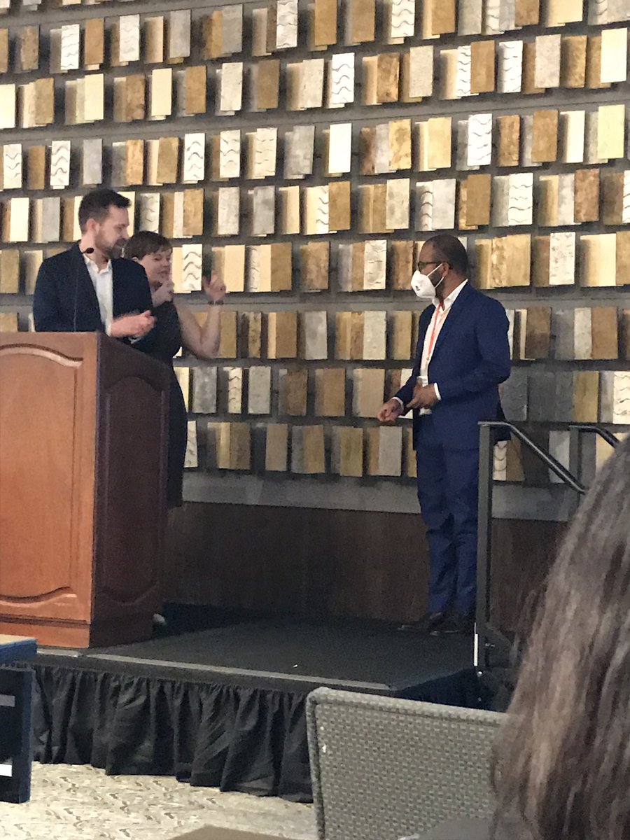[<a href="/chargetiger/">Charge Tiger</a> #Award] Congratulations to <a href="/CaroIlana/">ilana</a> who was awarded for her Outstanding Poster 
And <a href="/AniketMishra87/">Aniket Mishra</a> who was awarded for his Early Career Achievement 👏
<a href="/ELEANOR_BPH/">Molecular Epidemiology of Vascular/Brain Disorders</a> <a href="/BPH_Research/">BORDEAUX POPULATION HEALTH Center</a>