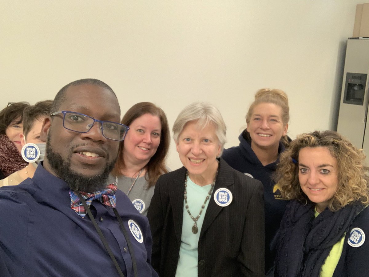 Corey Moses (@cmoseshft1018) on Twitter photo Wishing a happy Teachers Appreciation week!! Making it happen #unionyes <a href="/AFTCT/">AFT Connecticut</a> <a href="/SBeckfordHFT/">Stuart Beckford</a> <a href="/HFT1018/">Hartford Federation of Teachers</a> Wishing a happy Teachers Appreciation week!! Making it happen #unionyes <a href="/AFTCT/">AFT Connecticut</a> <a href="/SBeckfordHFT/">Stuart Beckford</a> <a href="/HFT1018/">Hartford Federation of Teachers</a>