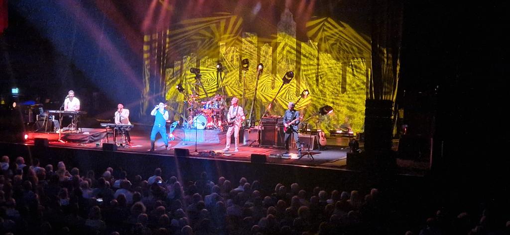 Mike and the Mechanics #SwanseaArena great show, what a night !!