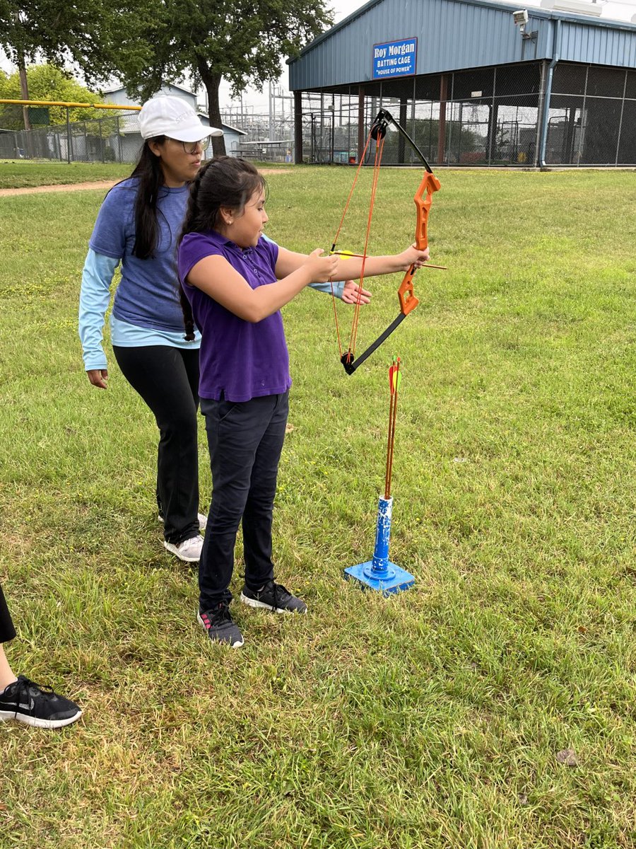 Rodriguez Elementary tweet media