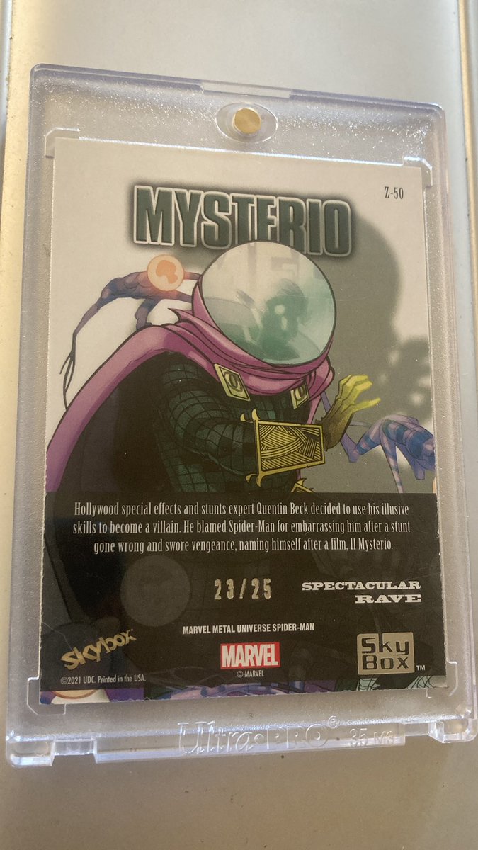 2022 Marvel Metal Universe #zforce Spectacular Rave serial numbered 23/25 #spiderman #spidermanfarfromhome #mysterio #marvelcards #marvel @mscsquad @LegendaryLeads @IFloorNFTS @HajarWalied @StackinGemz @CasualVeve @Tak3nHOE @DoobzWinsDaily 💜