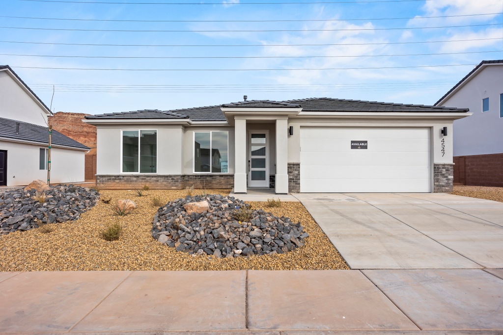 Visionary_Homes's tweet photo. Hello Spring Goodbye Winter Sale Event 💐 Buyers that go under contract during the month of May will receive a $3500 credit that can go toward: 
* Blinds
* Washer and Dryer
* Interest Rate Buydown or Closing Costs https://t.co/nVEDRHOyy2 https://t.co/kalJM21t9Y