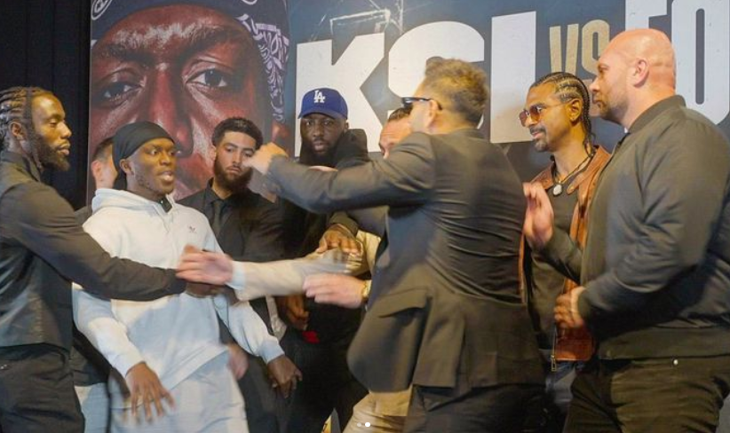 DigitalSelf_XR's tweet photo. Join us this weekend at the O2 Arena  in London for this epic match-up between YouTuber/boxer @KSI VS  Professional Boxer @JoeFournier_  

Who will win this match?

@DAZNBoxing @MisfitsBoxing 

#Boxing #match #KSI #JoeFournier #london #digitalself https://t.co/SXnglj3xdC