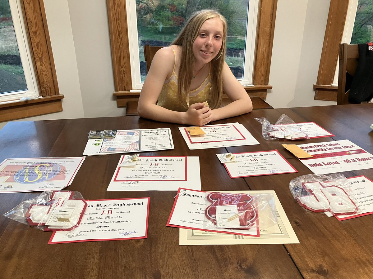 Dawn Metschke tweet media