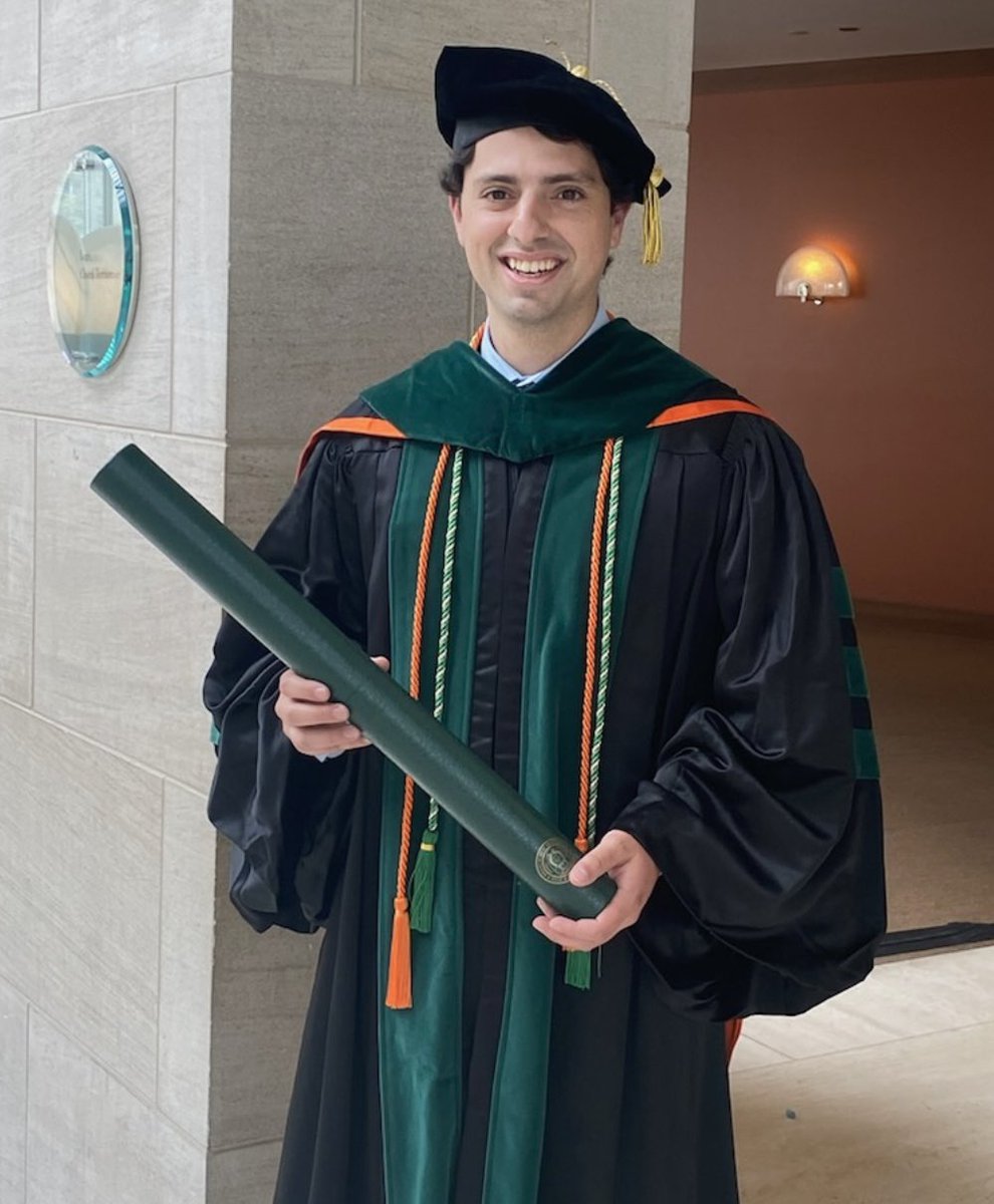 Four years @utsw taught me more than I could have imagined. Thank you to all of you: My wonderful mentors, family, and friends @DinoKazi @dhjutsw1 <a href="/dramitkhera/">Amit Khera</a> <a href="/dranandrohatgi/">Anand Rohatgi</a> 
Excited for the next steps <a href="/StanfordMedRes/">StanfordMedRes</a> !