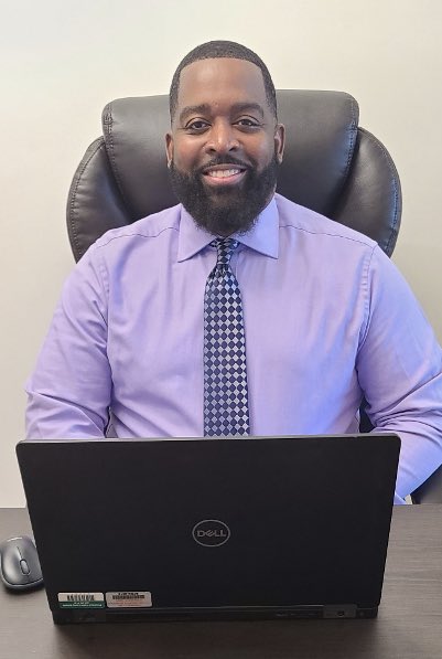 Charger Family help us to welcome our new Assistant Principal, Mr. Fuzell Richardson! Mr. Richardson began his educational career at Brighton High School and currently serves as the SPED consulting teacher at Brighton Middle School.          💜💛⚡️
