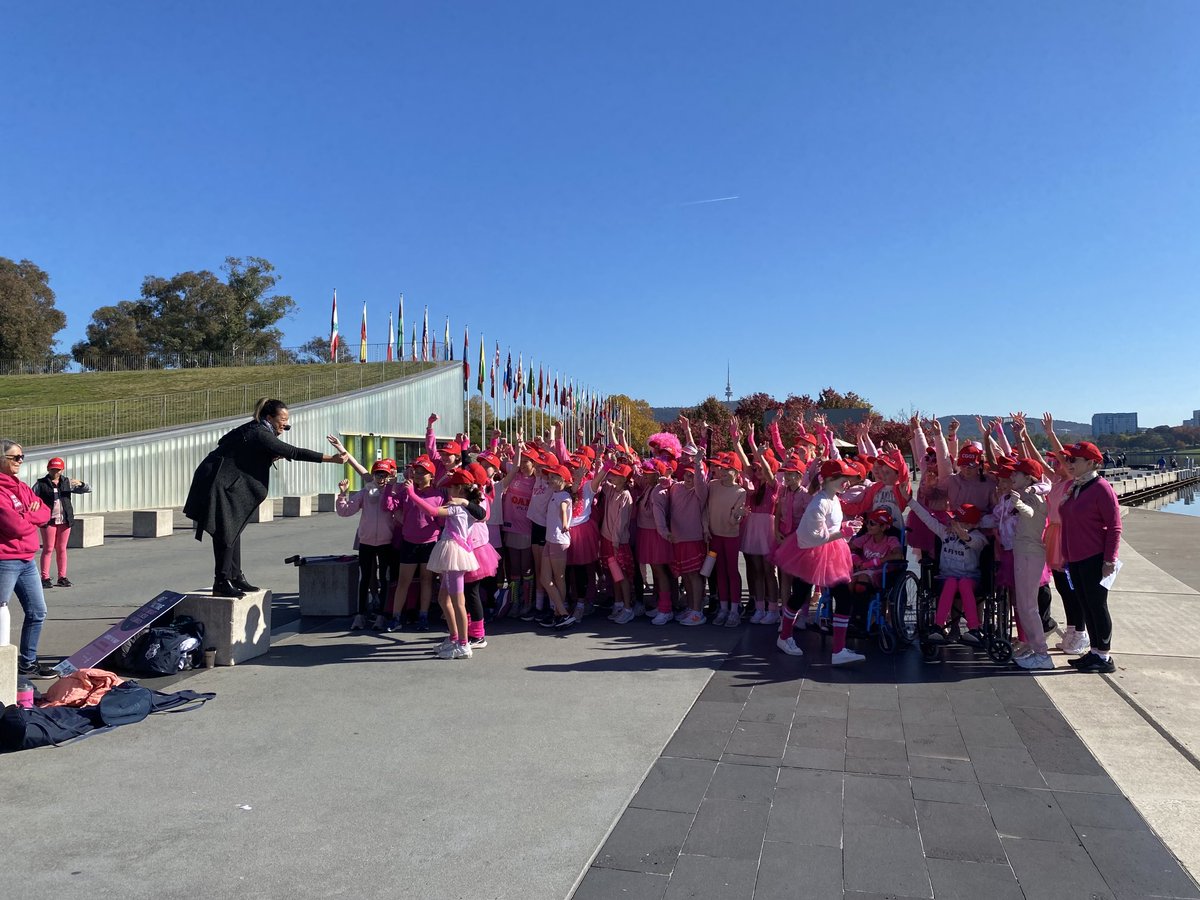 ⁦<a href="/MDC_walk_run/">Mother's Day Classic</a>⁩ Canberra Girls Grammar Y 6 about to start their run.