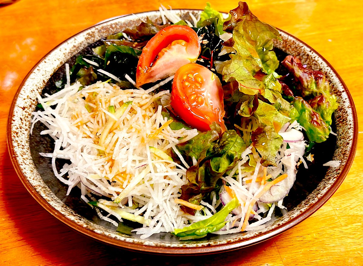 food focus food bowl noodles meat vegetable spring onion  illustration images