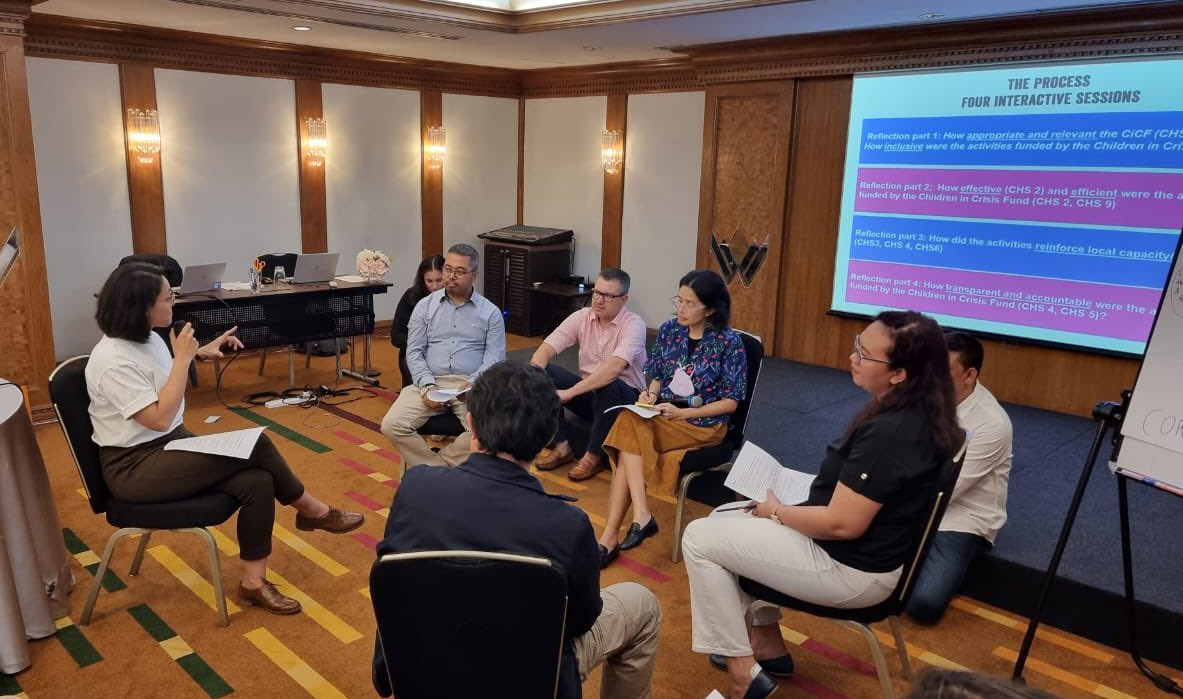 vhalhen123's tweet image. Hey @ArgentRosa cheers from #Bangkok; the Fishbowl method was fun and my colleagues enjoyed it :-)
We also use the #CoreHumanitarianStandard #CHS in this workshop. Will share more to @CHS_Alliance ; 📸 by @DeMolayInAction @PlanAsiaPacific