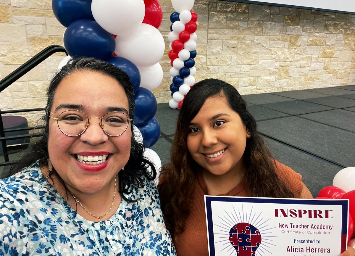 Roo Nation is proud of one our newest teachers <a href="/MsHerrera_txst/">Alicia Herrera</a>! Ms. Herrera has grown so much this year! Felicidades! 💐🥳💐 #AllRoosWillGrow