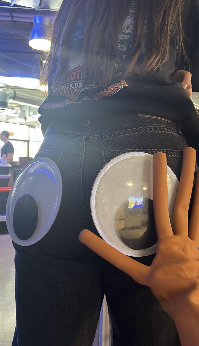 Everything Everywhere All at Once (2022)