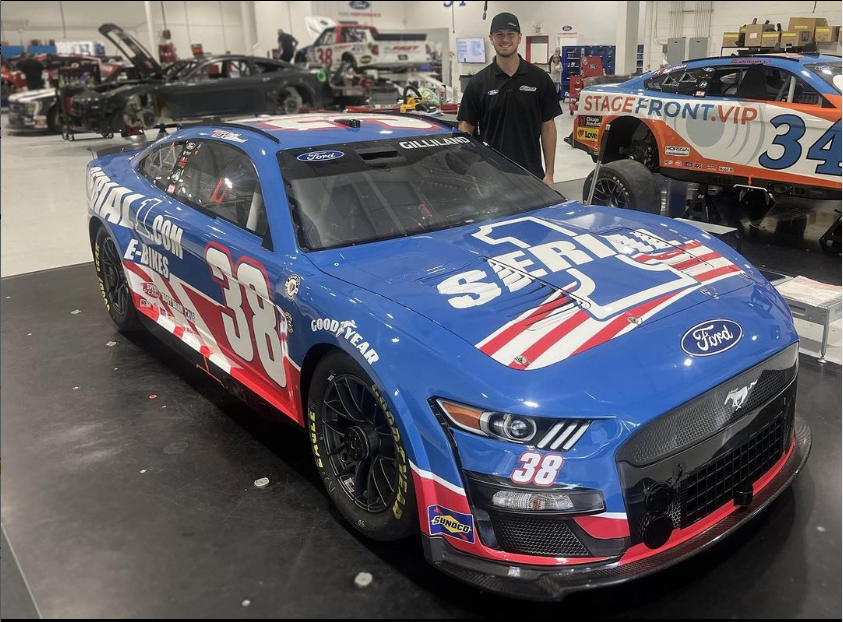 Front Row Motorsports (FRM) and Todd Gilliland welcome new partner Serial 1 Premium E-Bikes to the NASCAR Cup Series

Serial 1 will kick-off its partnership at the Darlington Raceway as NASCAR celebrates its Throwback Weekend with <a href="/Team_FRM/">Front Row Motorsports</a>