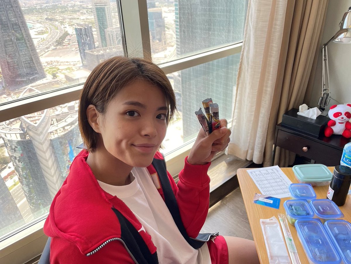 aji_spo's tweet photo. #阿部一二三 選手 #阿部詩 選手
現地のトレーニングでも #アミノ��イタル を摂取💪💪
試合に向けてアミノ酸を上手く活用😌🔥

#ビクトリープロジェクト https://t.co/1MJgeXEFng