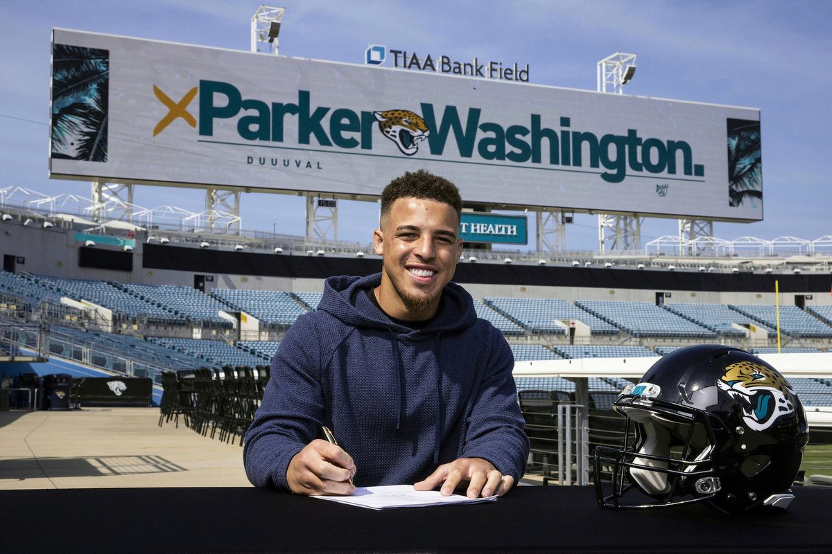 CPW11_'s tweet photo. #DUUUVAL https://t.co/tOudH6Gvi4