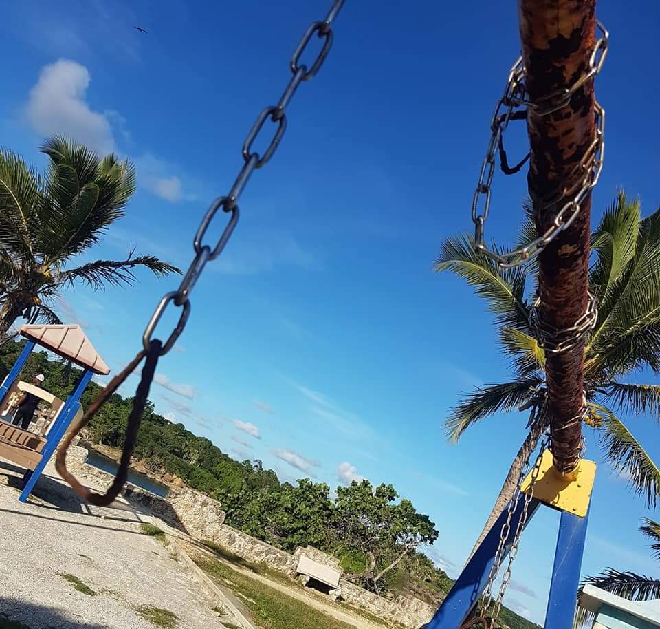 mateo_themely14's tweet photo. @raquelarbaje @MIC_RD Buenas! El parque de Boca de Yuma provincia La Altagracia, necesitamos que nos ayuden a reconstruirlo. Veo en las redes que ustedes tienen un bonito programa. Una obra aclamada por la comunidad en favor de los niños https://t.co/T2zRZnhsDz