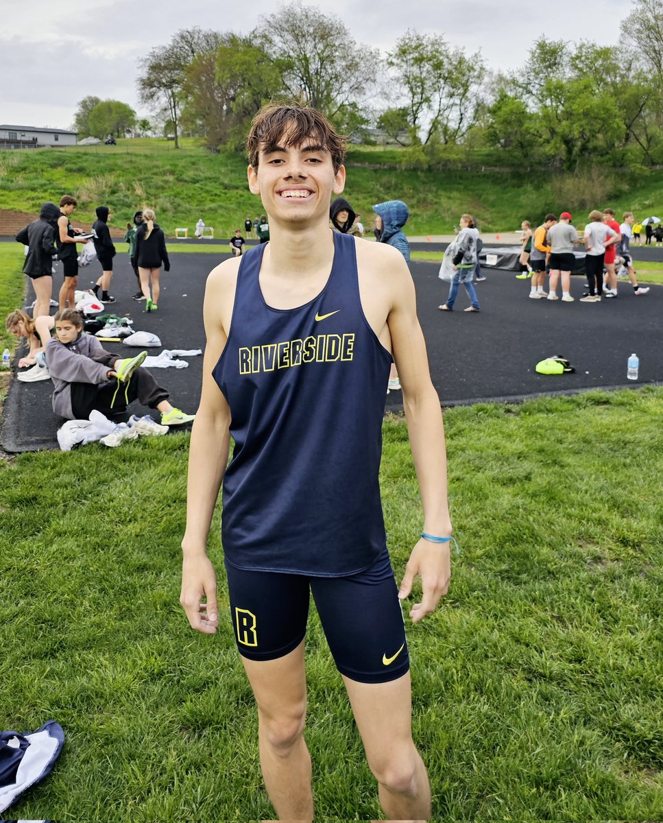 On to STATE! 400 Meter Dash Champion: Ayden Salais. #RivTF